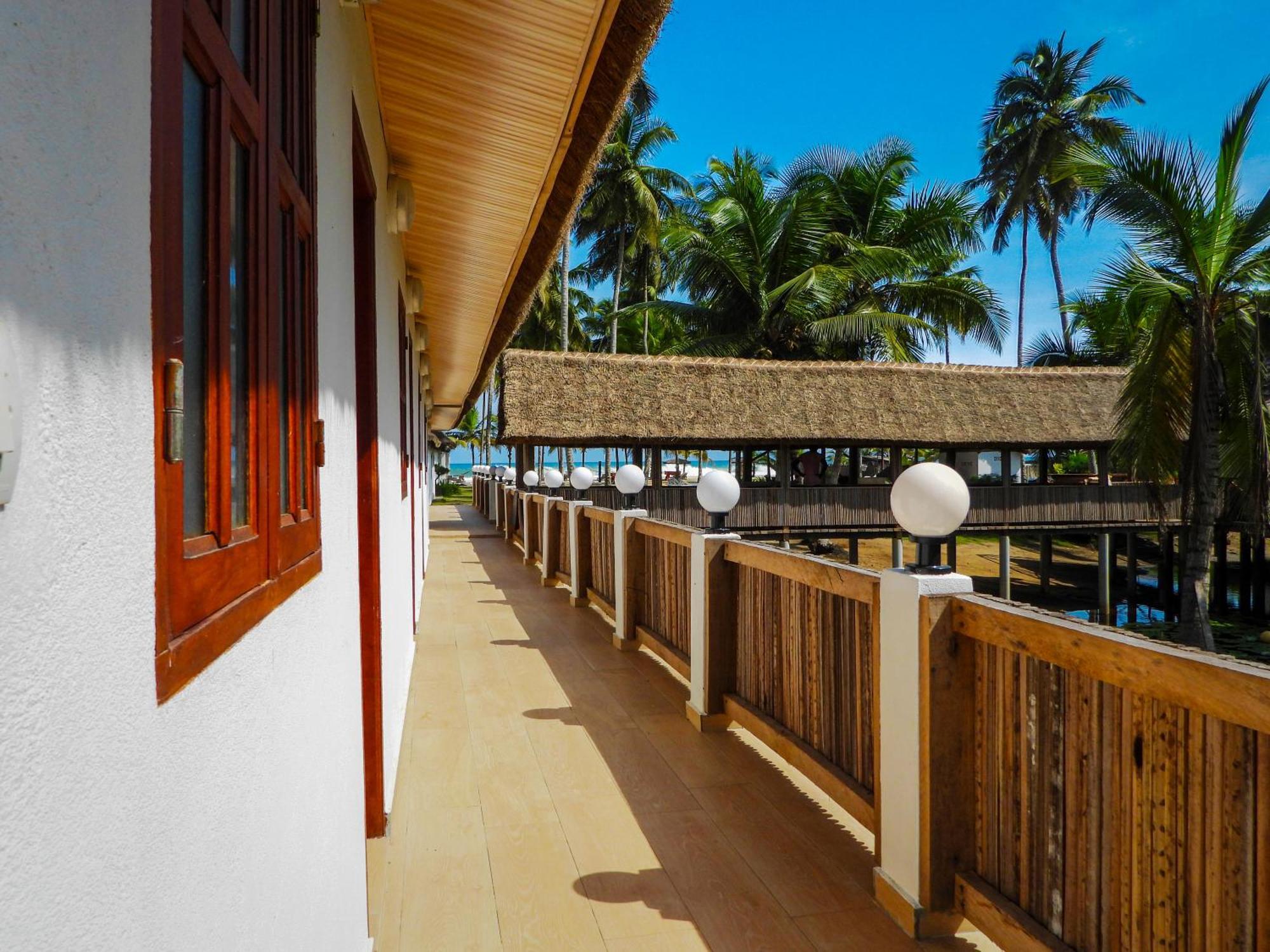 Sabbat Plage Hotel Moosou Exterior foto